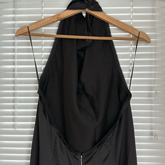 Dress - Picture 3 of 12